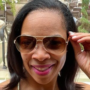 Meet your Posher, Toronda